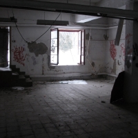 Opuszczone hale - garaż
