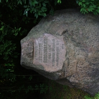 Kamień upamiętniający Wenantego Burdzińskiego