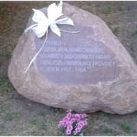 Kamień ks. Twardowskiego