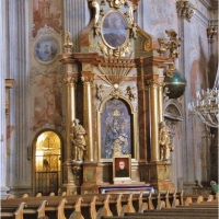 Kościół św. Anny - ołtarze boczne