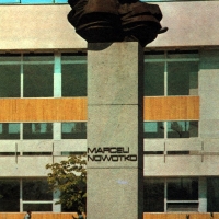 Pomnik Nowotki