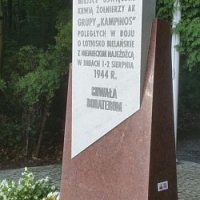 Pomnik upamiętniający żołnierzy Grupy Kampinos