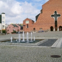 Fontanna przed kościołem