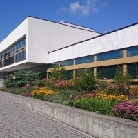 Gmach Biblioteki Narodowej od strony Pola Mokotowskiego