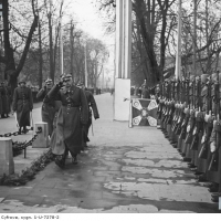 Odsłonięcie tablicy pamiątkowej miejsca przemowy Marszałka