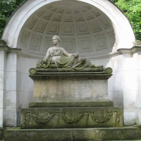 Pomnik-sarkofag Natalii Sanguszkowej