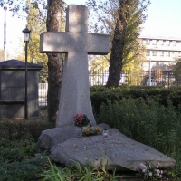 Symboliczny pomnik Zbrodni Katyńskiej