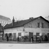 Budynki u zbiegu Kruczej, Piusa XI i Mokotowskiej