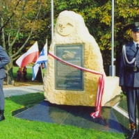 Odsłonięcie pomnika lotniska mokotowskiego