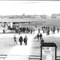 Fokker Linii Lotniczych LOT po przylocie