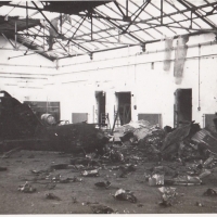 Zniszczony działaniami wojennymi hangar