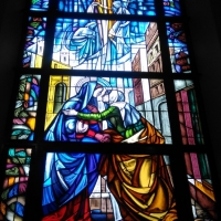 Witraż Nawiedzenie św. Elżbiety przez Maryję