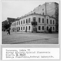 ul. Dobra 73
