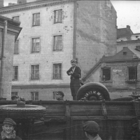 Barykada na skrzyżowaniu ul. Wroniej i Grzybowskiej