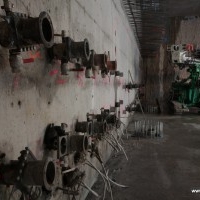 Prace w tunelu Wisłostrady