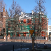 Ul. Sierakowskiego 10