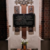 Tablice pamiątkowe
